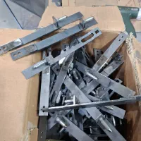 بعد تعدادی کارگر ساده