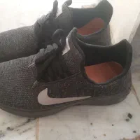 ۲جفت کتونی درحدنوبخاطرکوچک بودن قصدفروش دارم|کیف، کفش، کمربند|محمدشهر, سیدآباد|دیوار