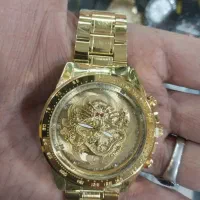 ساعت دراگون طلایی|ساعت|گلبهار, شهر جدید گلبهار|دیوار