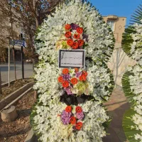 انواع تاج گل برای مراسمات ترحیم|گل و گیاه طبیعی|تهران, یاخجی آباد|دیوار