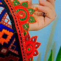 کریشی آیلین|لباس|خاش, |دیوار