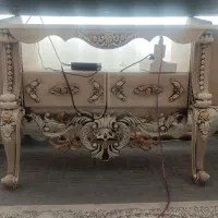 میز تلویزیون در حد نو