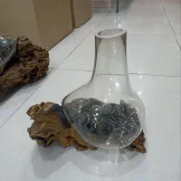 گلدان شیشه ای با پایه ی مو انگور|صنایع دستی و سایر لوازم تزئینی|بومهن, |دیوار