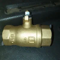 شیر گازی ۱ اینچ آذر