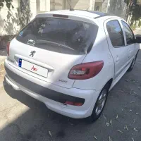 207 پانوراما 1403