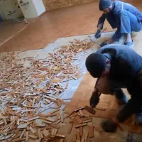 خرید وفروش انواع پارکتهای چوبی و لمینت