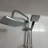 سر دوش حمام