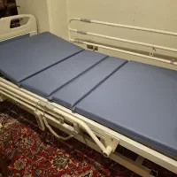 تخت برقی بیمارستانی