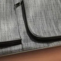 سه عدد کیف|کیف، کفش، کمربند|قم, مصلاء|دیوار