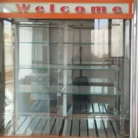 یخچال ایستاده یک مترو نیمی