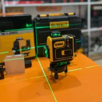 تراز لیزری 4خط دیوالت