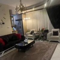 ۴۴ متری فول امکانات نورگیر عالی بدون مشابه
