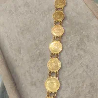 دستبند سکه ایی 22 عیار بدون اجرت.پنج درصد کمتر