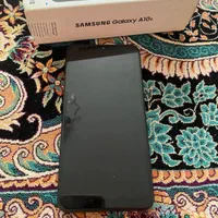 یک دستگاه گوشی موبایل a10s