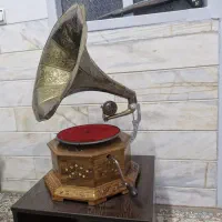 گرامافون قدیمی کوکی