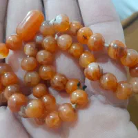 تسبیح عقیق با قدمت فراوان