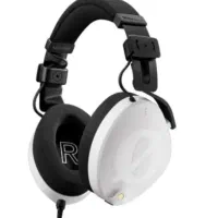 آموزش گیتار و پیانو