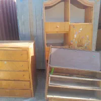 کمدچوبی و میز