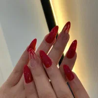 انجام خدمات کاشت ناخن با تخفیف ویژه