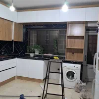 سازنده و نصاب کابینت و کمد دیواری و سرویس خواب