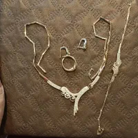 فروش سرویس بدل و یه نیم ست مرواریدی