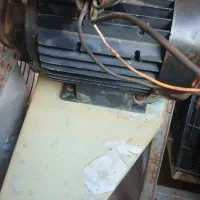 فن تهویه صنعتی|پنکه و تصفیه‌کنندهٔ هوا|کرمانشاه, |دیوار