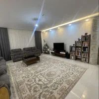 اجاره آپارتمان واقع در مجتمع طلاییه