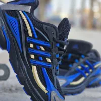 بورس پوشاک و کتونی ایرانی و خارجی ( چک کنید )