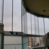 شیشه بالکنی شیک وبالکن4فصل