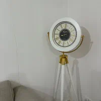 ساعت ایستاده