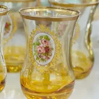 لوازم خانه ب فروش میرسید
