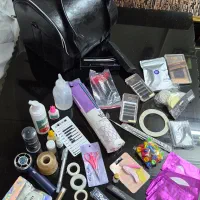 فروش کامل وسایل مژه و لیفت در حد نو ۱۸میلیون