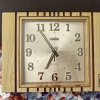 ساعت دیواری عتیقه