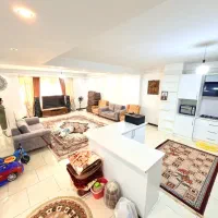 ۹۸ متر/طبقه اول/تخلیه به روز/محله توسکا/فاز ۸