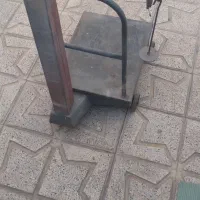 ترازو ( باسکول ) ۲۰۰ کیلو گرم|ابزارآلات|اردبیل, |دیوار