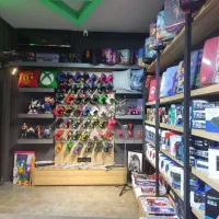 همکار ی در فروشگاه محصولات گیمینگ در حمیدیان