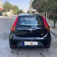 ام جی ۳ ۲۰۱۵ مشکی