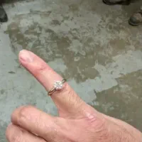 انگشتر طلا گمشده