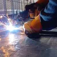 استخدام کارگر جوشکار  با حقوق ثابت