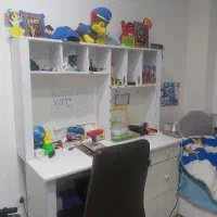 فروش فوری میز تحریر و کتاب خانه