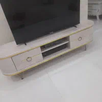 میز تلویزیون کاملا سالم