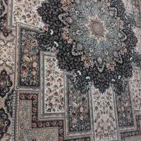 فرش  بسیار تمیز وسالم