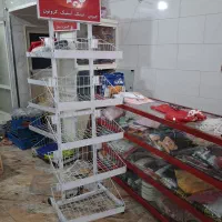 دوعدداستندویک عددویترین|فروشگاه و مغازه|بهارستان, |دیوار