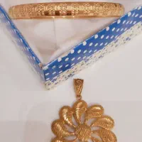 مدال طلا و النگو سایز ۳
