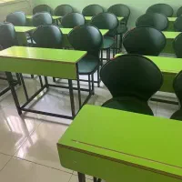 صندلی و نیمکت دانشجویی و دانش آموزی