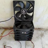 تعدادی فن (خنک کننده) مخصوص کامپیوتر