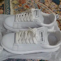 کتونی سایز ۴۲