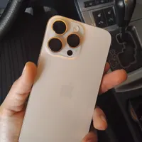 اپل iPhone 16 Pro Max با حافظهٔ ۲۵۶ گیگابایت