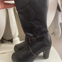 پوتین مشکی سایز۳۶ کلا یه بارپوشیدم