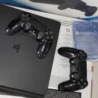 دو دسته اورجینال + PS4 Slim 1TB